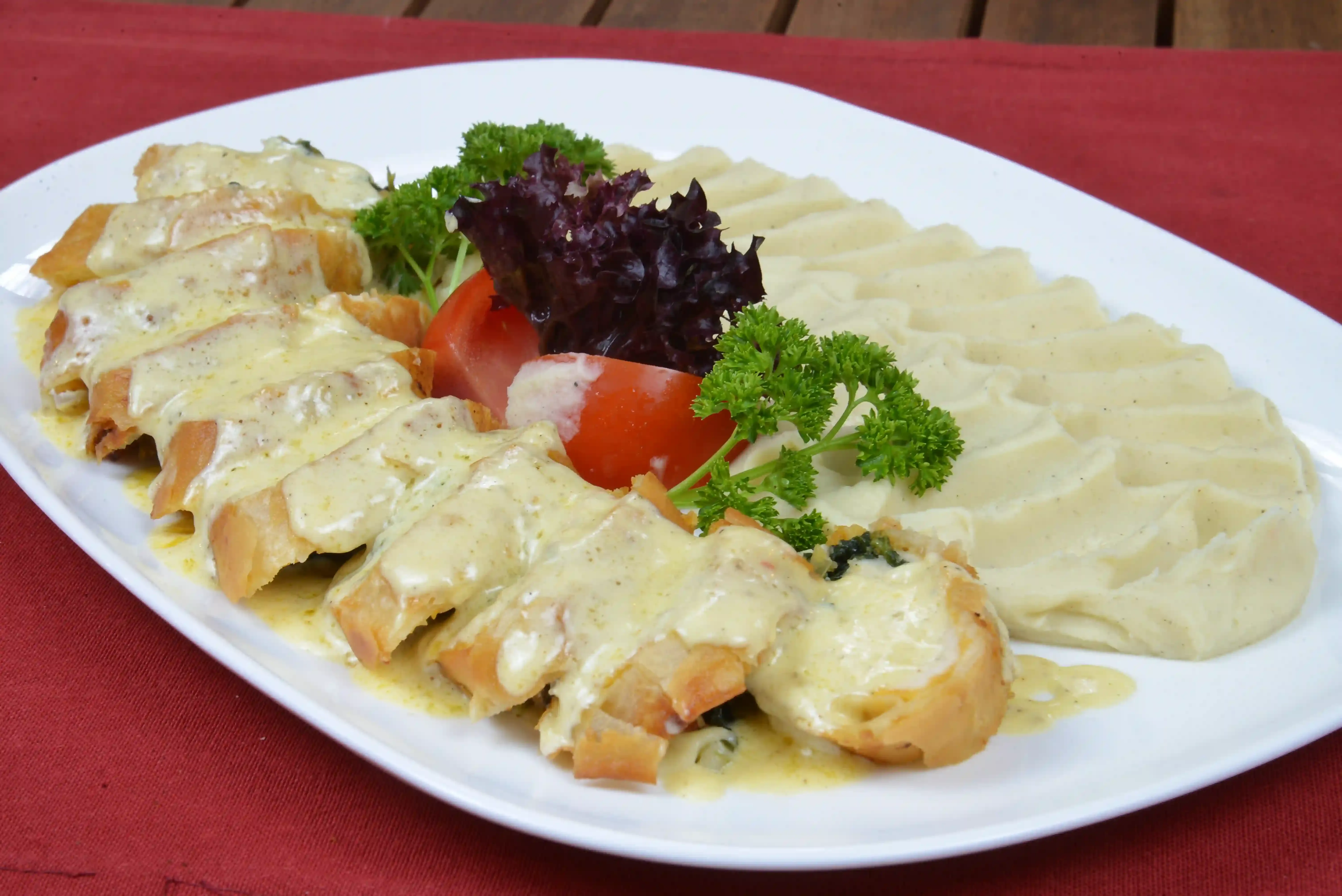 Ispanaklı Tavuk Sarma